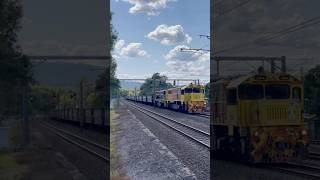 2366D2487H passing in Graceville [upl. by Lemraj]