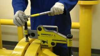 Flange Alignment Tools  Mechanical  Enerpac ATM4 Series [upl. by Sirraj]