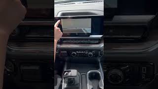 Chevrolet Silverado 1500 Technology Features [upl. by Dnomsad]