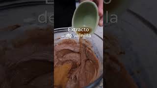 Cómo hacer fresas con crema y chocolate ¡En 3 sencillos pasos  Recetas de Postres  Cocina Vital [upl. by Jair]