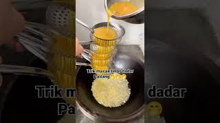 Cara masak telur dadar padang [upl. by Hasen249]