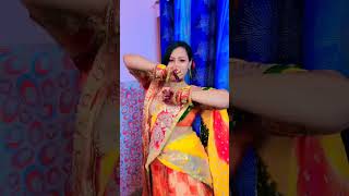 Mere dholna sun bollywood music song dance shortvideo [upl. by Llertram]