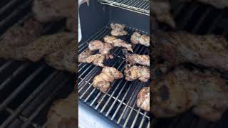 Weber Smart Grill Tour SPX435 bbq [upl. by Eseenaj454]