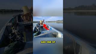 Amazing Fishing Hack Makes Fish Jump Into Boat via diegoagnelli1975 [upl. by Zebada455]