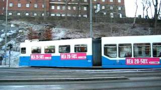 Västtrafik  Göteborgs Spårvägar Line 8 tram to Frölunda entering [upl. by Arretak769]