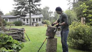 Hook a log with Fiskars Sappie XA2 [upl. by Kline]