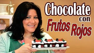 Bizcocho de chocolate con frutos rojos [upl. by Lydell221]