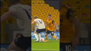 Ơ kìa anh Trung Kevin 🤣 🐺 wolves premierleague football podence nutmeg skill [upl. by Freddie881]