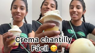 Crema chantilly fácil 😋 [upl. by Yattirb]