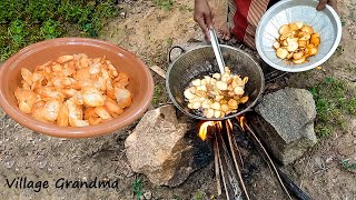 Crispy cassava chips recipe  An easy amp tasty street food with manioc to try at home by grandma [upl. by Yolanthe]