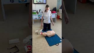 Rianimazione Cardio Polmonare con Defibrillatore BLSD [upl. by Rodolfo]