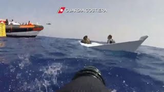 Lampedusa si capovolge un barcone di migranti 21 dispersi [upl. by Llirret]