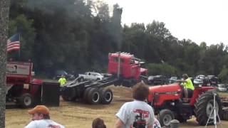 Dodge General Lee Pulling semi [upl. by Zina886]