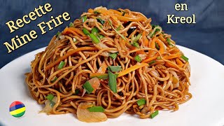 Recette Mine Frite Mauricienne en Kreol  Chow Mein Veg [upl. by Bocock]