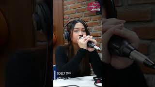 RAISSA ANGGIANI  ITU AKU LIVE AT MARA MUSIK [upl. by Eicnarf]