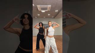 Its giving confident 💁‍♀️ w커스틴 화사 HWASA Kirsten 커스틴 O NA 나2409196pmKST PNATION 피네이션 [upl. by Aileek]