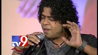 Naresh Iyer sings Its your love of Life is beautiful Audio function  Tv9flv [upl. by Bever768]