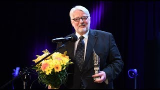 San Escobar quotmistrzem świataquot Witold Waszczykowski wygrywa Srebrne Usta 2017 [upl. by Squires]