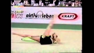 Oksana SKALDINA UKR hoop  1992 Europeans Stuttgart AA [upl. by Auop]