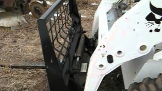 Bobcat S150Power BobTach [upl. by Rafter291]