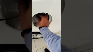 Car ka petrol wala dhakkan kaise kholen knowledge [upl. by Dick]