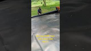 Proses gulung HDPE 1mm Utk kolam Ipalkolamipalkolamgeomembran kolamikan [upl. by Soren]