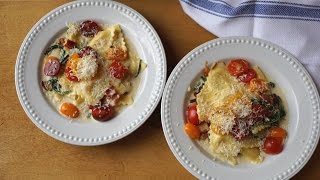 CREAMY BACON SPINACH RAVIOLI [upl. by Guimond]