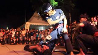 Pencak silat gajah putih di alunalun Cicendo pencaksilatindonesia beladiri budaya [upl. by Nlyak]