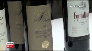 quotItalian Winequot  Fattoria Felsina  Chianti Classico Collection 2011  by Stile Italia Tv [upl. by Earehs]