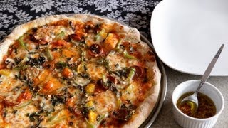 Rezept Pizzateig selber machen [upl. by Eilesor]