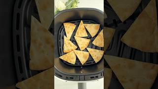 How to make Air Fryer Pita Chips airfryer pitabread fooddolls [upl. by Lowney]