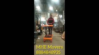 Manual scissor lift industrialmaterialhandlinglift [upl. by Holladay539]