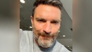 Julián Gil pierde diente frontal mira cómo quedó [upl. by Asecnarf360]