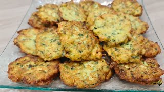 FRITTELLE DI ZUCCHINE PIÙ DELIZIOSE E SOFFICI DEL MONDO  TUTTO A CRUDO   Easy zucchini fritters [upl. by Joselyn493]