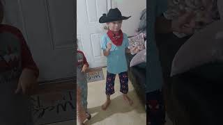 Bailando el raton vaquero shorts baile de niños  familiar [upl. by Felske]