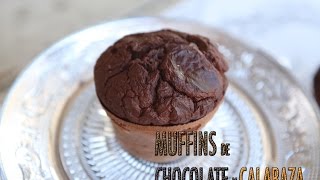 RECETA FITNESS Muffins de chocolate y calabaza [upl. by Hurlee426]