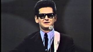 Roy Orbison  London Palladium performance 1966 [upl. by Lawan133]