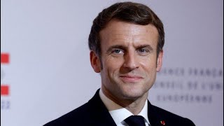 Hanouka à lÉlysée  Les drôles de pas d’Emmanuel Macron [upl. by Herzel]