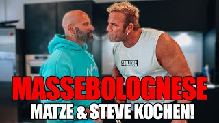 Die legendäre Masse Bolognese 🍝 Steve Benthin amp Hollywood Matze kochen 👨‍🍳 [upl. by Asiluj]