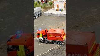 Blaulicht rcrcfeuerwehr messe friedrichshafen mrh modellbau rc automobile hobby brandweer [upl. by Calandra]