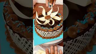 Bakery chocolate cake decorating ideas chocolatecake bakerycake youtubeshorts shorts cake [upl. by Hank755]