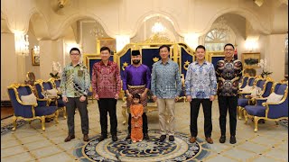 Singapore ministers attend Johor royal family’s Hari Raya Open House [upl. by Jenkel]