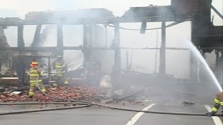 At least 7 businesses damaged in Loogootee fire [upl. by Mian]