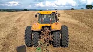 Valtra série T de 250cv com plantadeira Stara absoluta de 26 linhas [upl. by Ragland290]