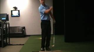 The importance of balance in the golf swing [upl. by Zohara]