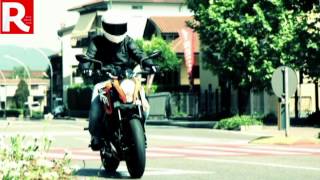 KTM Duke 200 3x100 [upl. by Nnayrb]