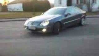 MercedesBenz CLK 320 CDI C209 Kickdown [upl. by Soutor]