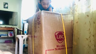 Unboxing balikbayan box from kuwait❤️thank you ate carol😊conor cargo [upl. by Dahij]