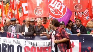 CCOO y UGT se concentran en Madrid para exigir a la patronal quotsalario o conflictoquot [upl. by Arebma]