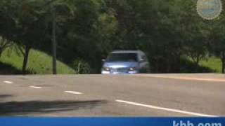 2009 Honda Odyssey Review  Kelley Blue Book [upl. by Larret360]